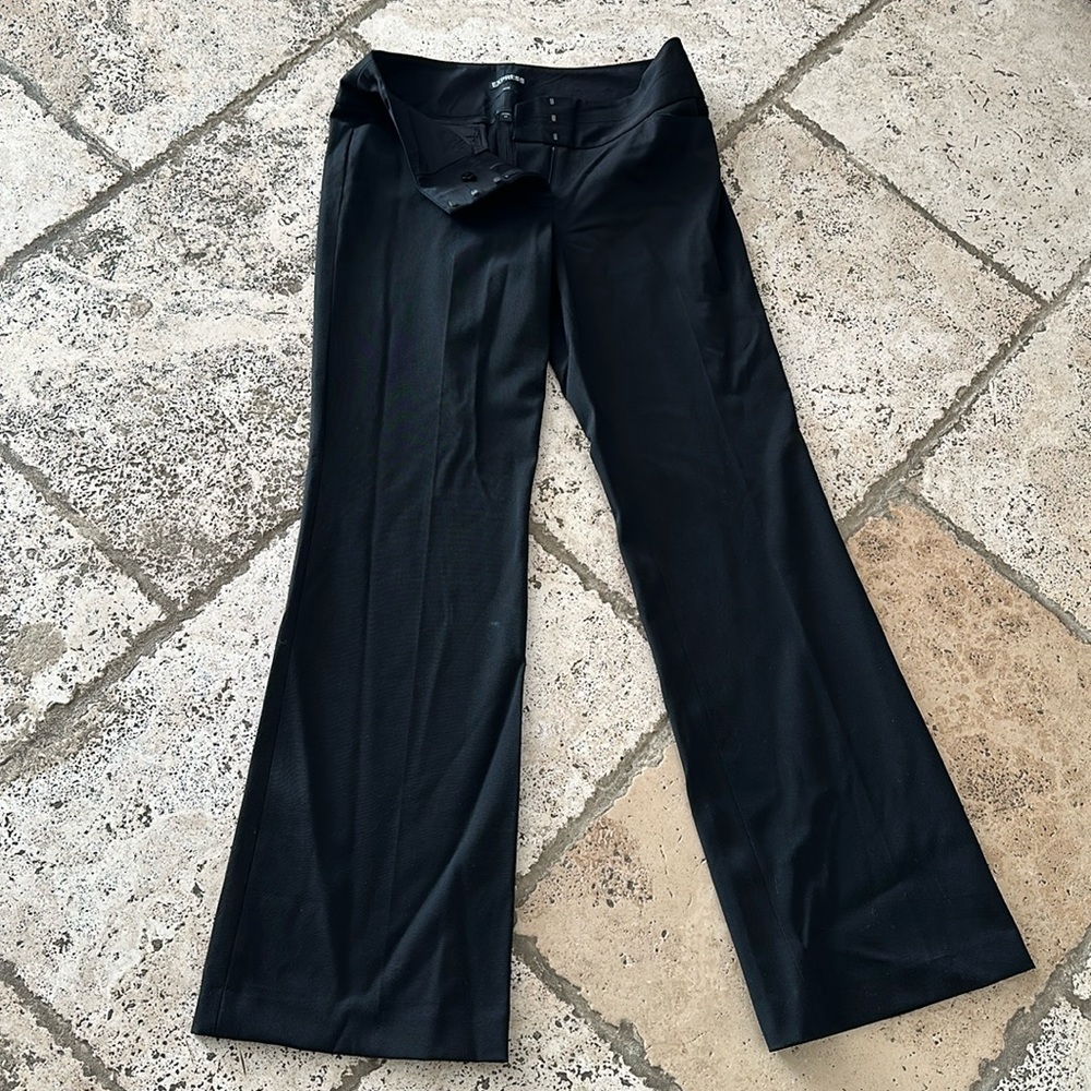 Express pants. Formal. Black. Size 6R